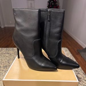 Blaine Ankle Bootie leather